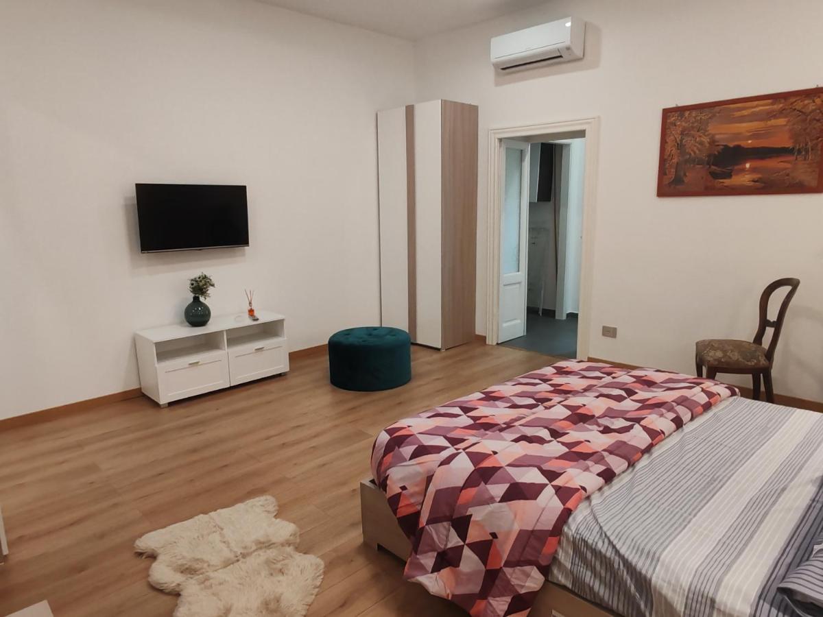 Appartamenti Lungo Fiume 塞斯托卡伦代 外观 照片